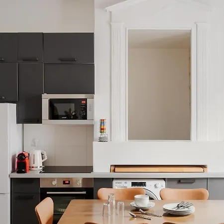 Edgar - Sainte-catherine Apartment